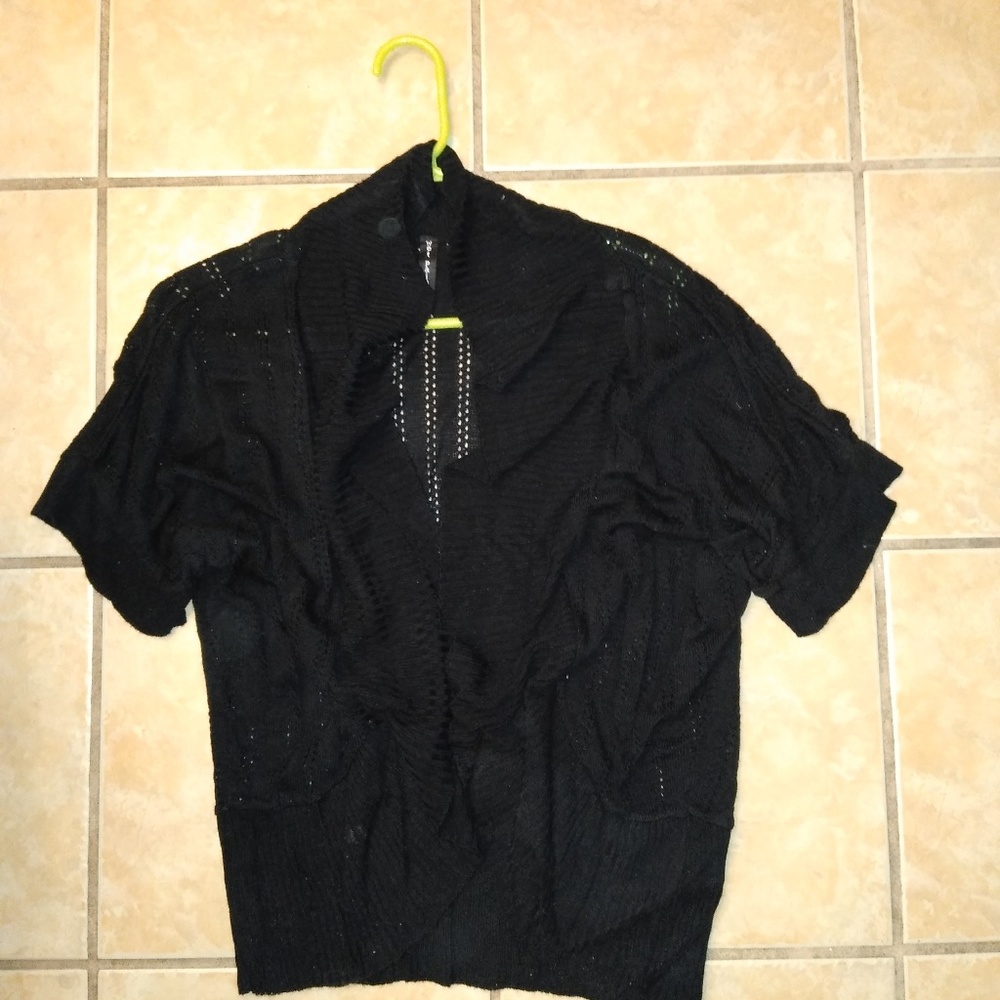 Wet Paint knit short sleeve sweater